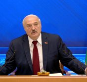 Президент Беларуси: они говорят, что Лукашенко перекидывает нам мигрантов – факты на стол