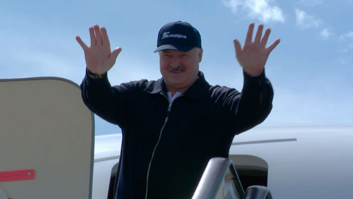 Александр Лукашенко вернулся в Минск на самолёте «Беларусь»