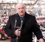 Александр Лукашенко: им надо раскачать народ. А как раскачать? Надо что-то найти против власти