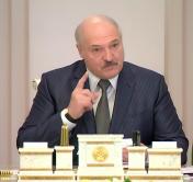 Александр Лукашенко: нам уже политологи, наши сторонники пальцем показывают, уже требуют – вы зачистите