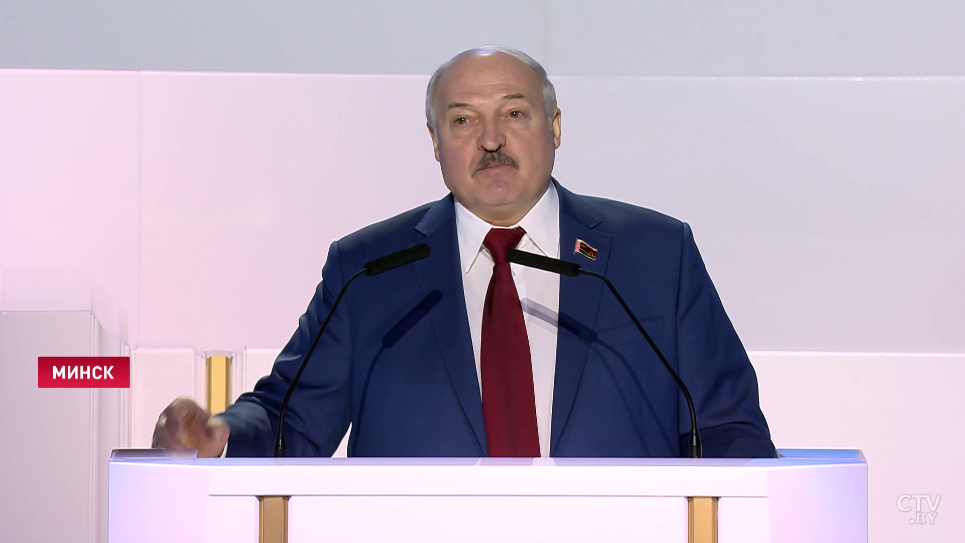 Александр Лукашенко: я не хочу никакого боя, но наступают такие моменты, когда надо и зубы показывать-4