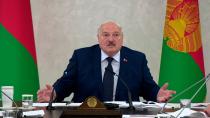 Лукашенко пообещал проверить работу председателей райисполкомов: у нас потерялось это звено