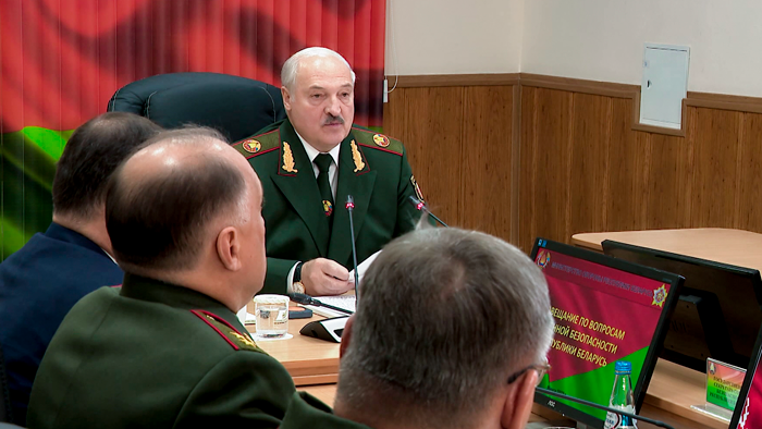 «К войне готовимся, потому что всякое может быть». Лукашенко объяснил, зачем мобилизовались военкоматы