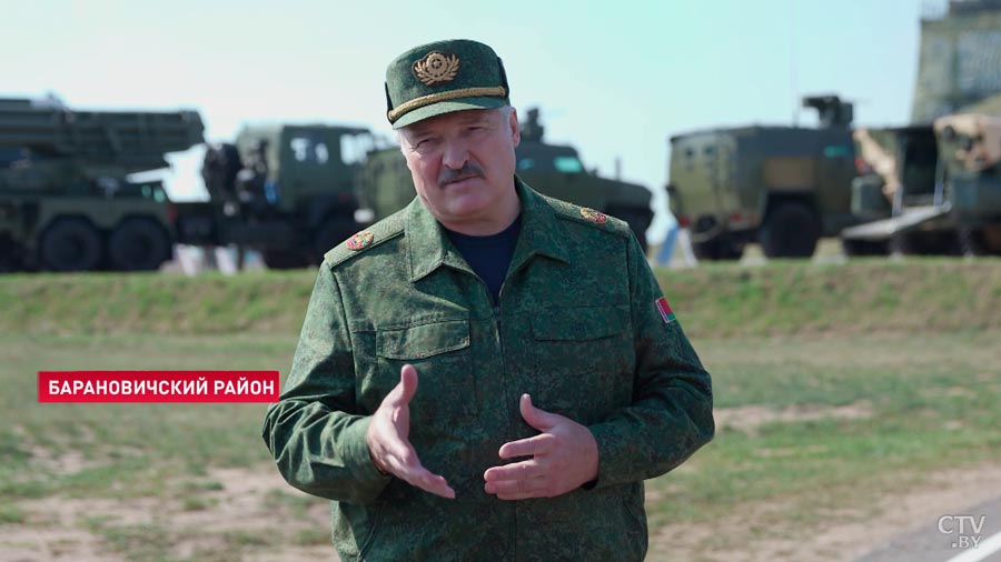 «С-400 нам будет к месту». Лукашенко рассказал, как будет вооружаться белорусская армия-1