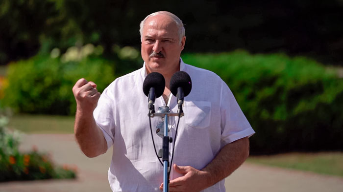 Лукашенко: с ума сходят наши западные соседи – к власти пришли бешеные люди и всё пошло-полетело Лукашенко: с ума сходят наши западные соседи – к власти пришли бешеные люди и всё пошло-полетело