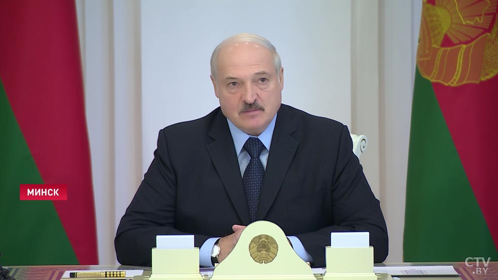 Александр Лукашенко: все, кто хотят работать, кто стремится работать, должны иметь работу-4