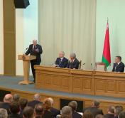 Президент Беларуси: я от вас многого не требую, я не хочу, чтобы вы брали оружие и меня защищали