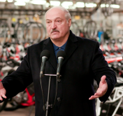 Александр Лукашенко – работникам мотовелозавода: «Так жить нельзя. И вы так больше жить не будете»