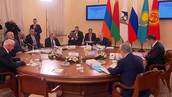 Лукашенко о ШОС и БРИКС: они ещё не достигли того уровня интеграции, которого достиг ЕАЭС!