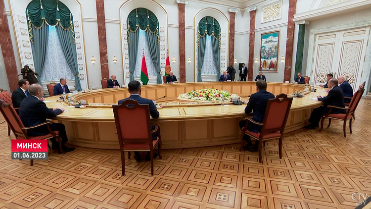 Два беспилотника дальнего радиуса атаковали объекты в Смоленской области-1 Два беспилотника дальнего радиуса атаковали объекты в Смоленской области-1