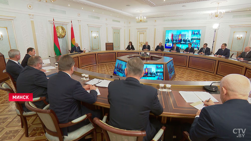 Президент Беларуси: «Такое впечатление, что вы не в полную меру, мягко говоря, впряглись в эту телегу. Мы пока работаем не с полной отдачей» -1