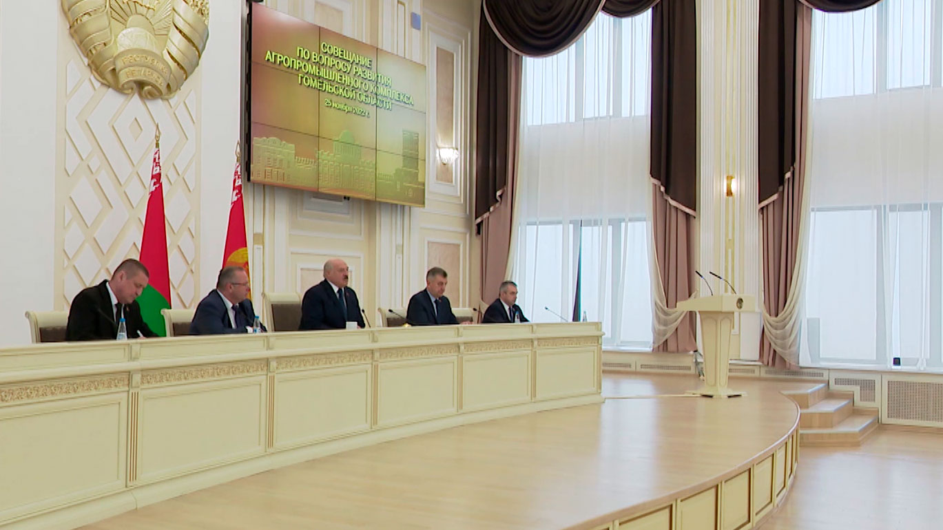«Давайте мы с вами сжав зубы будем работать!» Что Президент потребовал от Гомельской области?