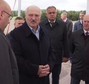 К 1 октября в Беларуси надо завершить сев озимых. Александр Лукашенко с рабочей поездкой в Гродненской области