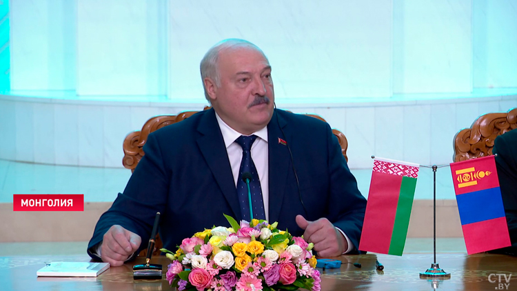 Лукашенко рассказал, почему Беларусь поддерживает Россию и причём тут Чингисхан