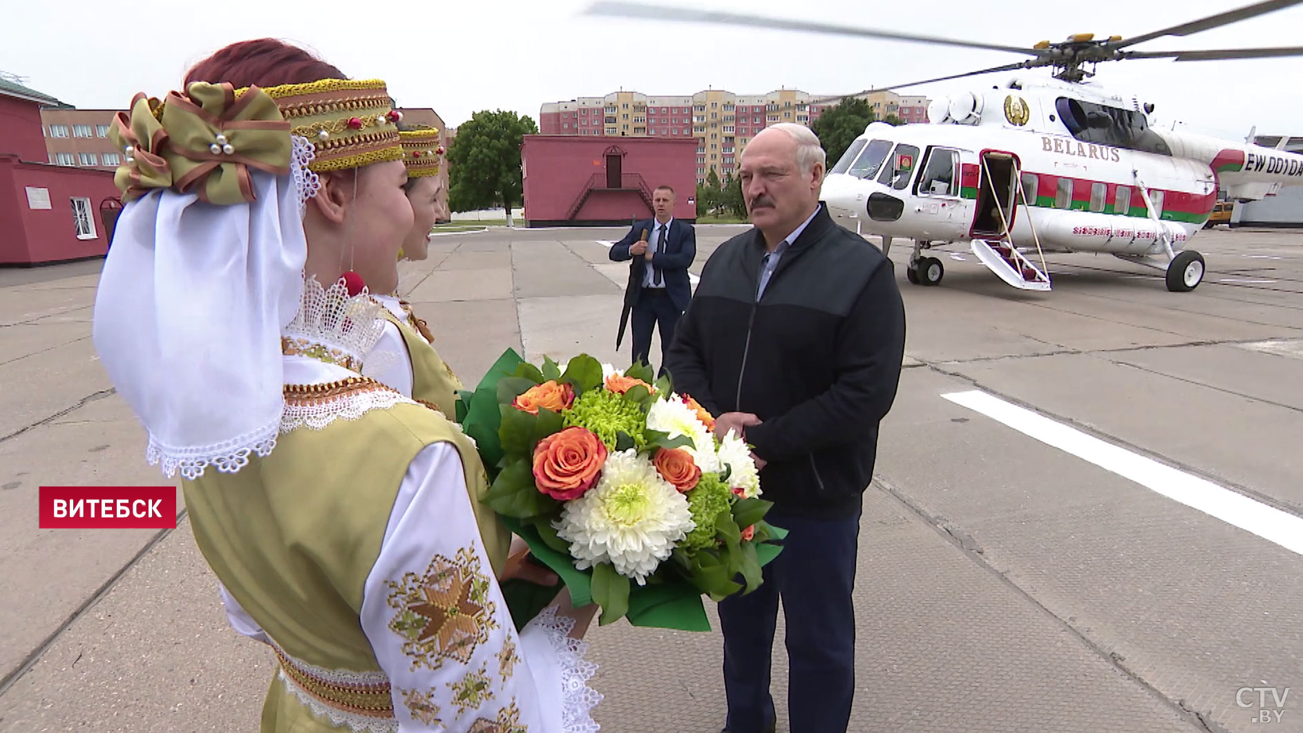 «Рынок очень тесен, конкуренция бешеная». О чём говорил Александр Лукашенко на встрече с активом Витебской области-4 «Рынок очень тесен, конкуренция бешеная». О чём говорил Александр Лукашенко на встрече с активом Витебской области-4