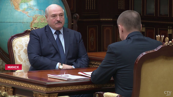 Александр Лукашенко: мы на колени не рухнем. Надо мобилизовать всё то, что есть, а потом браться за что-то новое-4