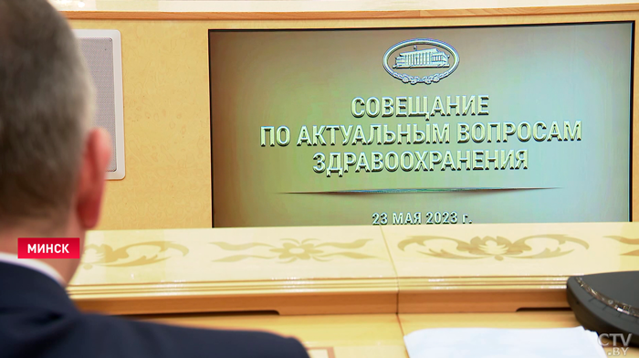 «Я с вас шкуру сорву, но вы наведёте там порядок!» Лукашенко жёстко высказался о недочётах в здравоохранении-7