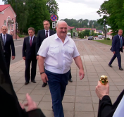 Александр Лукашенко в ходе рабочей поездки посещает Жировичский монастырь