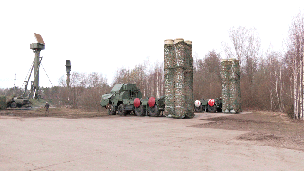 На вооружении нового ракетного зенитного полка в Беларуси стоит ЗРК С-300