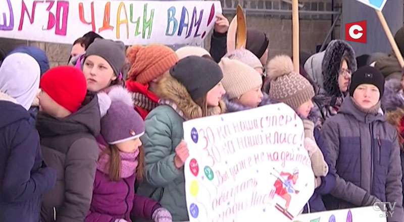  3 февраля на главной лыжной трассе Минска соревновались представители  мэрии и журналисты ведущих СМИ страны-3