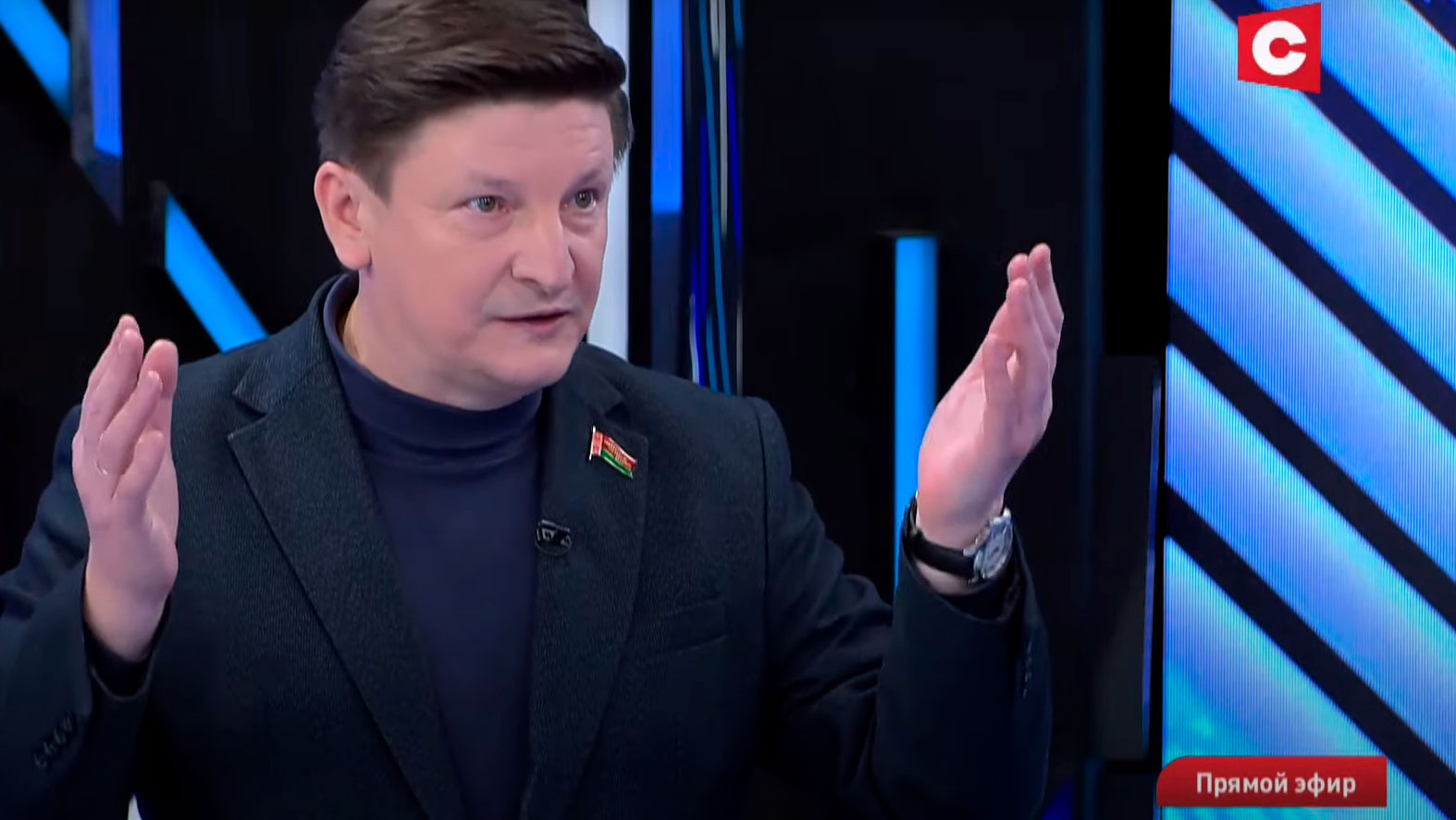 Марзалюк: власть готова поделиться полномочиями с теми социальными группами, которые сама вырастила-7 Марзалюк: власть готова поделиться полномочиями с теми социальными группами, которые сама вырастила-7