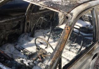 На Партизанском проспекте в Минске горели две легковушки