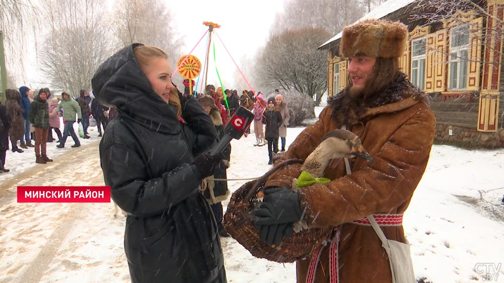 Пять часов ехали из Литвы на нашу Масленицу! Как проводили зиму в Музее архитектуры и быта под Минском?-23