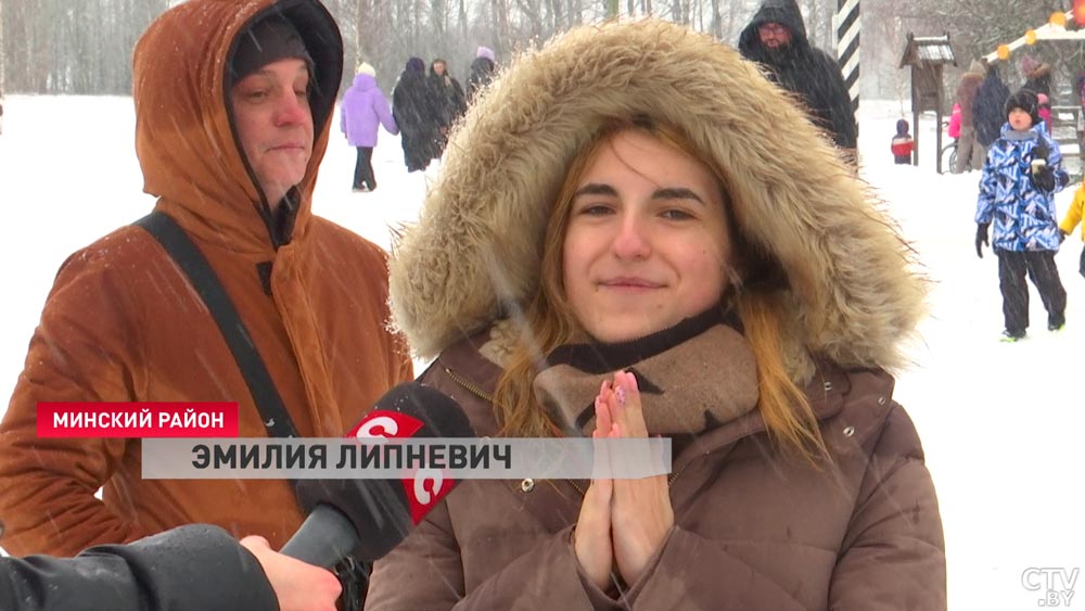 Пять часов ехали из Литвы на нашу Масленицу! Как проводили зиму в Музее архитектуры и быта под Минском?-13