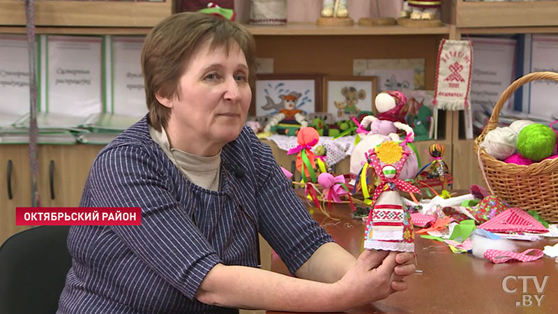 Как изготовить на Масленицу традиционную куклу-оберег и что она символизирует? Рассказывает народный мастер Беларуси-16