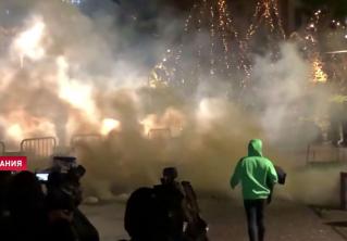 В Албании митингующие устроили погромы. На фоне протестов министр внутренних дел подал в отставку