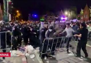 Толпу протестующих жёстко разогнали в Бангкоке 