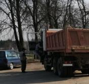 В Оршанском районе МАЗ при движении задним ходом сбил пенсионерку