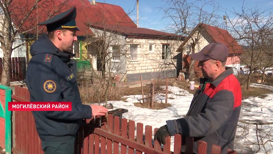 «Много возгораний в начале весны». МЧС Могилёва проводит работу с населением в сезон пала травы-10