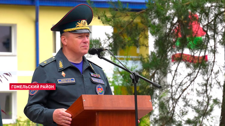 Вадим Синявский принял участие в торжественном выпуске лицеистов МЧС-4