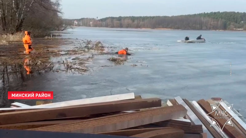 На Дроздовском водохранилище спасли двух рыбаков-1