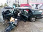 Нетрезвый водитель Mazda влетел в столб в Бресте. Мужчина в реанимации с тяжёлыми травмами