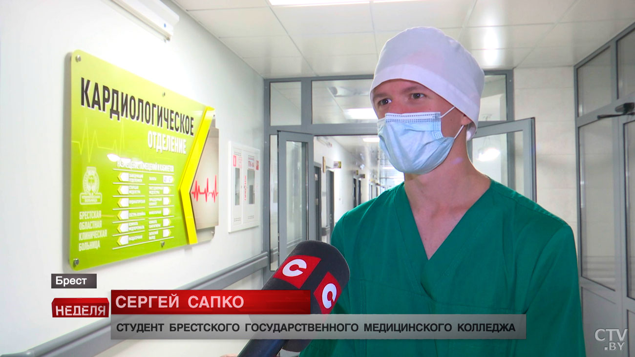 Реанимация и даже операционная – закрытых дверей не будет. Студент-медик на месяц стал санитаром-4