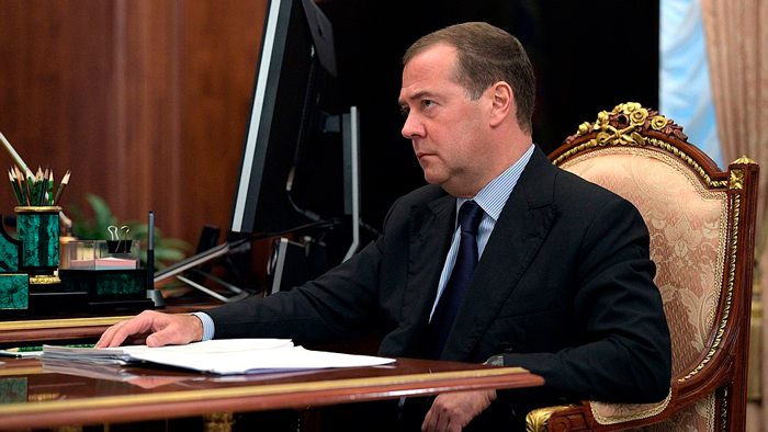 Медведев: практически вся система НАТО воюет против России