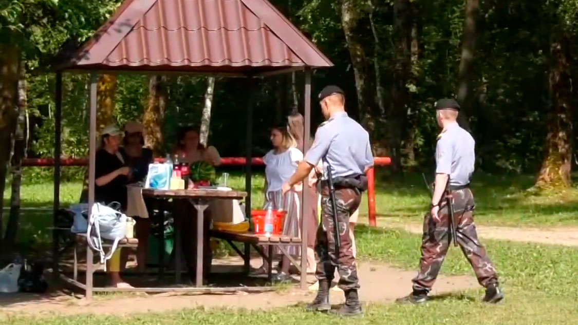 Милиция напоминает соблюдать правила поведения в местах отдыха. Следить за порядком помогут беспилотники