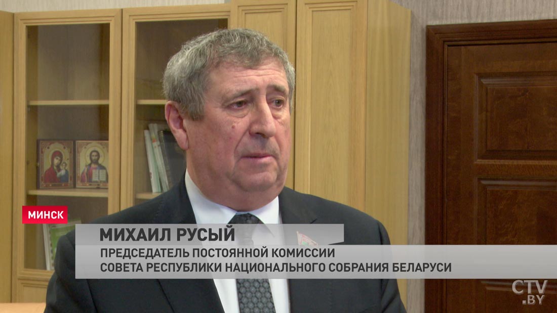 Михаил Русый провёл прямую линию: «Много людей вносят предложения конкретные по улучшению законодательства»-4
