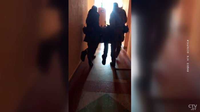 Наказание неизбежно. МВД публикует кадры задержания участников скрытых экстремистских ячеек-5