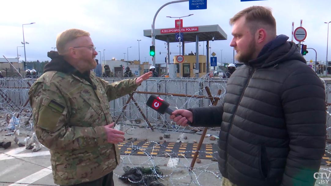 Милонов: «Видно, что уровень вооружённости самих белорусских военных минимален, они даже без оружия следят за мигрантами»-1