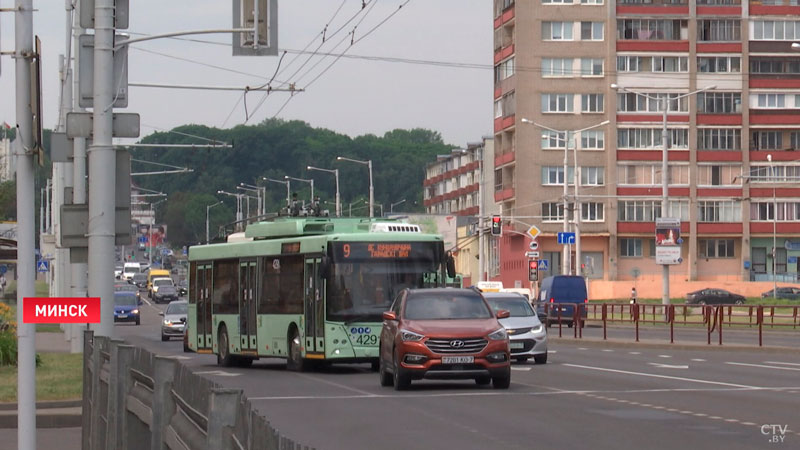 В связи с Радуницей до минских кладбищ запустили дополнительные автобусы-1