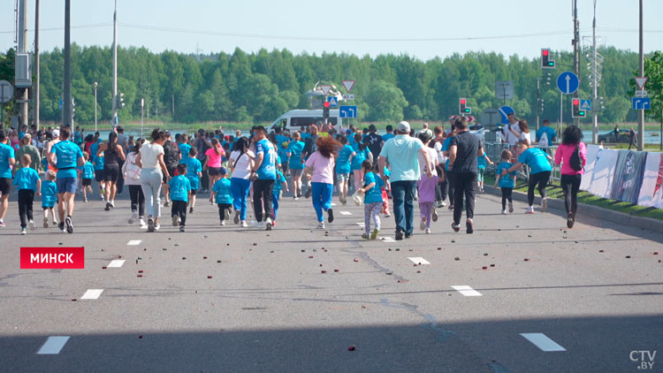 Минск присоединился к международному полумарафону One Run. Старт состоялся в десятках городов мира-1