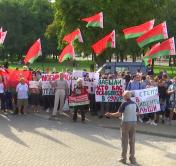 «Это непозволительно, так не должно быть». Люди выходят на митинги против вмешательства Запада во внутренние дела Беларуси