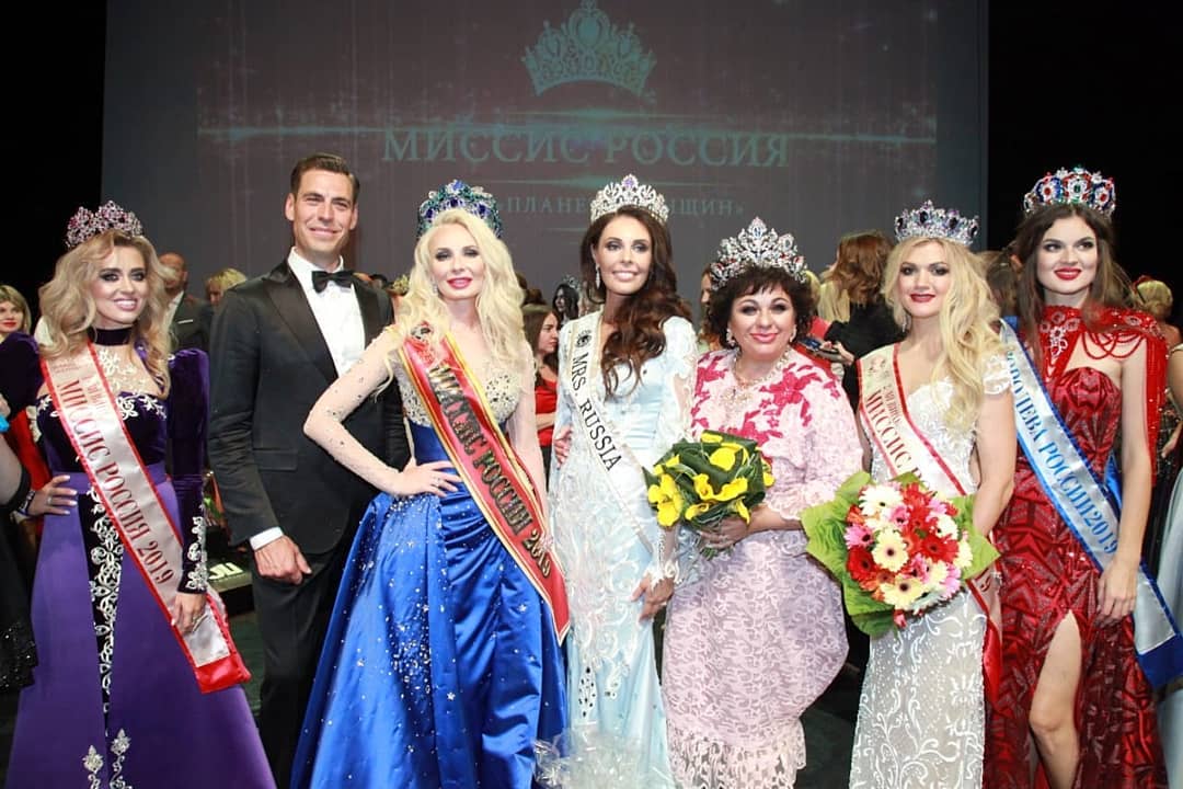 Мама двоих детей стала «Миссис Россия – 2019». Фото победительницы и факты о ней-1