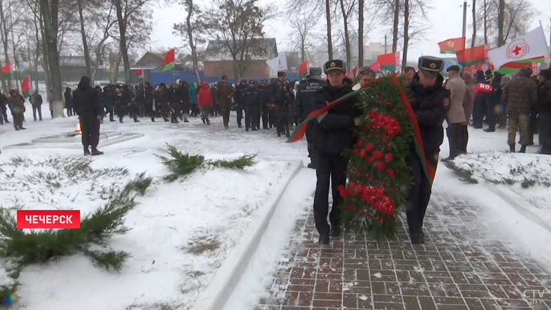 В Чечерске прошёл митинг по случаю 80-летия освобождения района-1