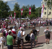 В Минске проходят мирные митинги: один из них у здания телеканалов СТВ и ОНТ