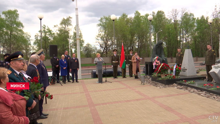 «Это новое поколение, которое нас заменит». Митинг-реквием, посвящённый 78-летию Победы, прошёл в Минске-1