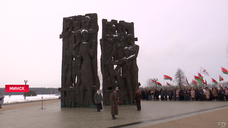 В мемориальном комплексе «Тростенец» прошёл митинг-реквием-1